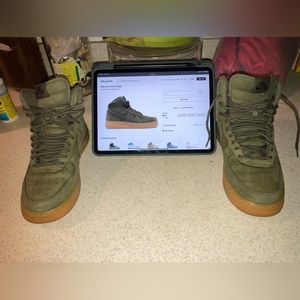 Nike Air Force, one high, medium olive dark gum